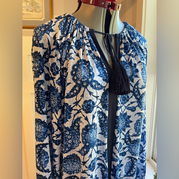 Michael Kors Navy and White Floral Dress Size Medium - Picture 4 of 8